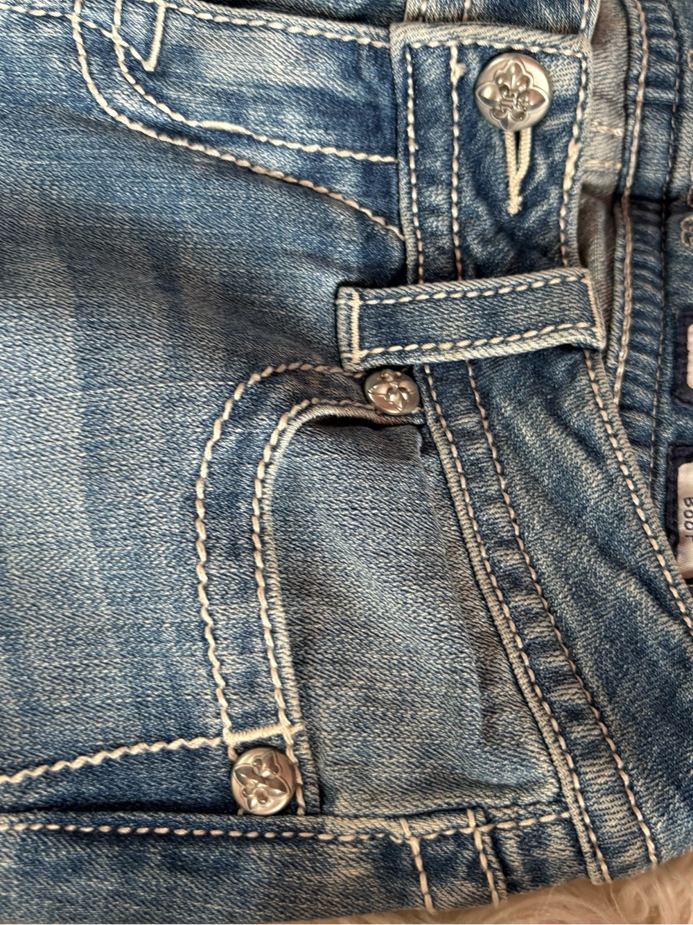 Miss Me Light Wash Denim Jeans Size 26 Tall Inseam 34 - Picture 5 of 7